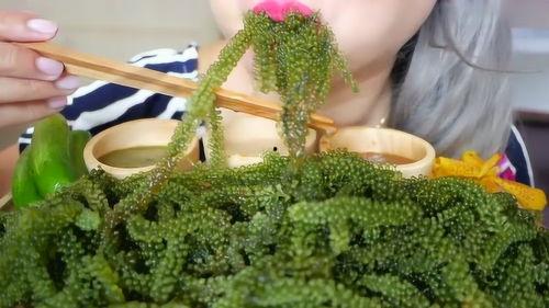 小青吃瓜的眼神,揭秘娱乐圈幕后风云